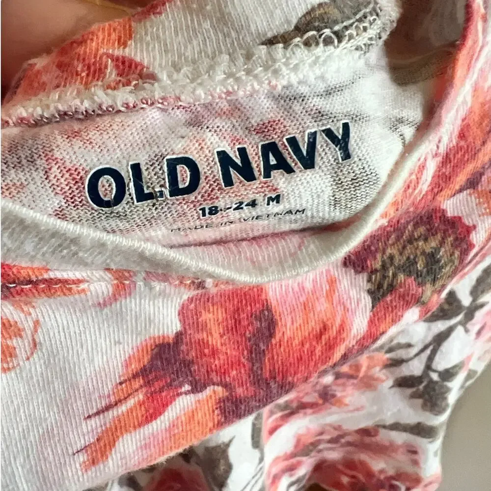 Old Navy Floral Long Sleeve Tee